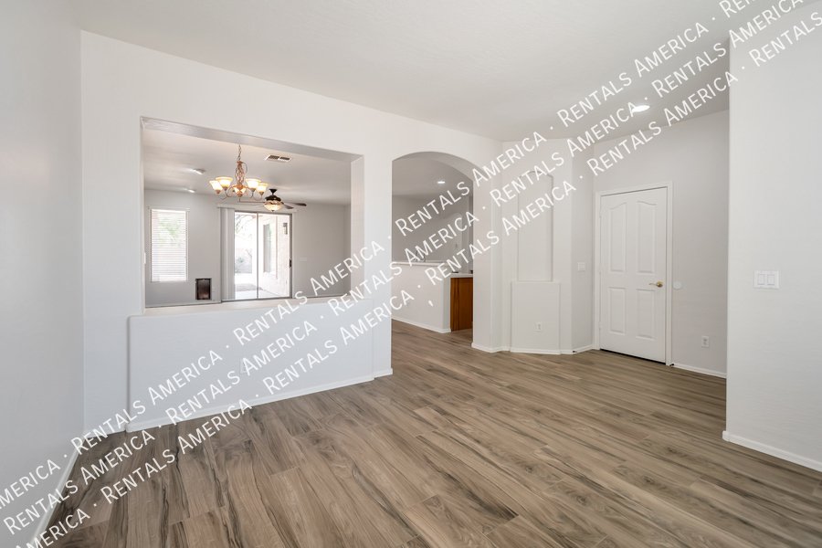 Lovely 3 bdrm home w/ Comm Pool in Johnson Ranch! property image