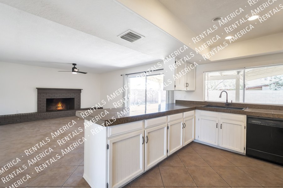 4 Bedroom Home in Mesa property image