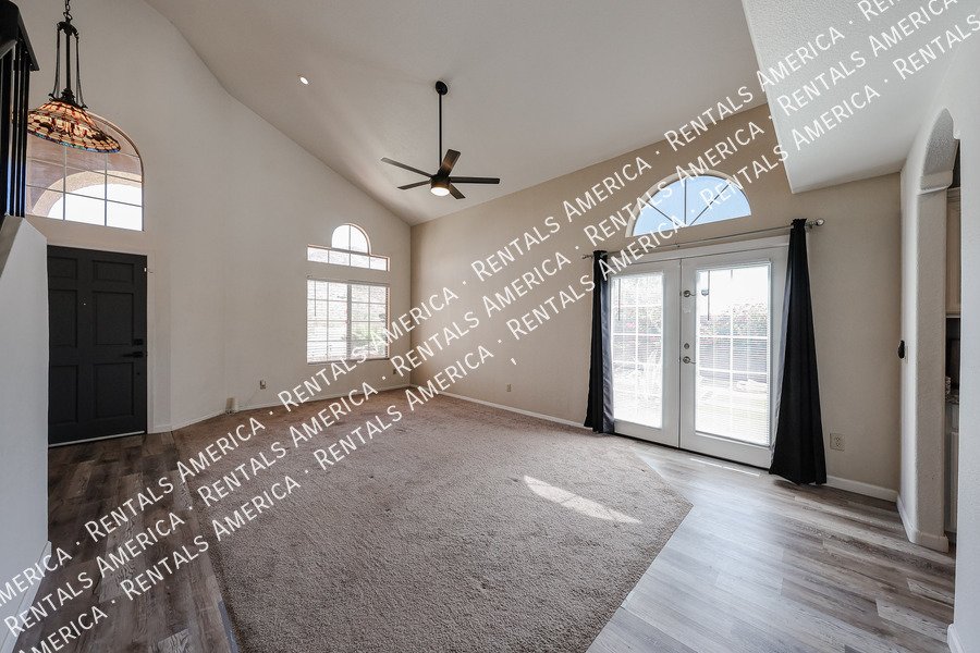 Just Reduced Amazing 4 Bedroom with Private Pool property image