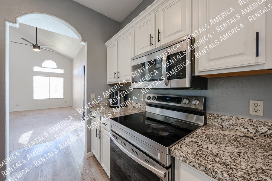 Just Reduced Amazing 4 Bedroom with Private Pool property image