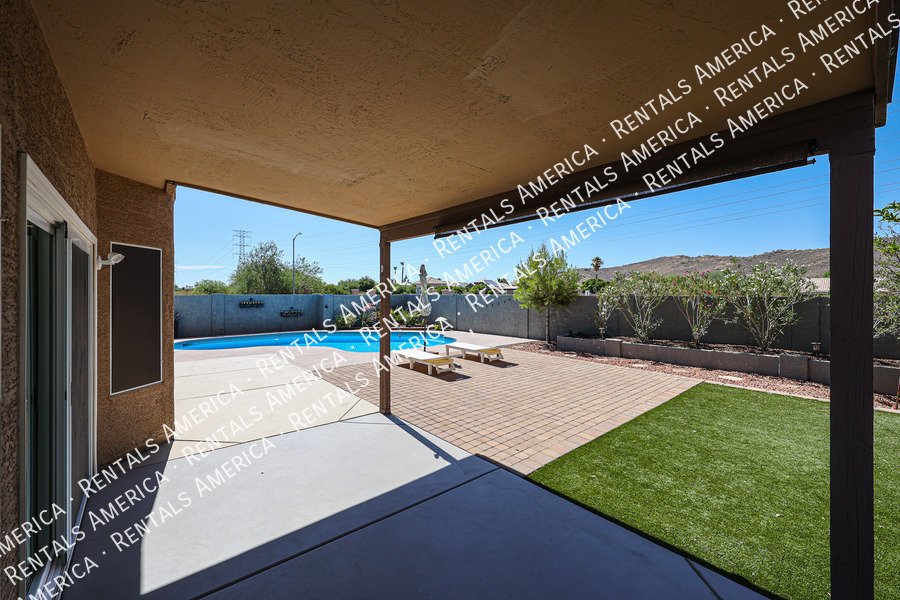 Just Reduced Amazing 4 Bedroom with Private Pool property image