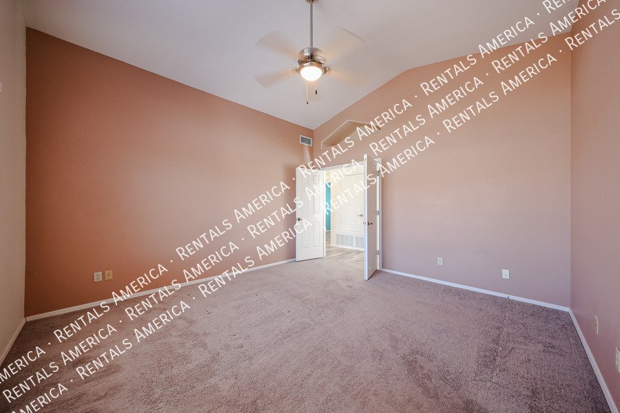 Just Reduced Amazing 4 Bedroom with Private Pool property image