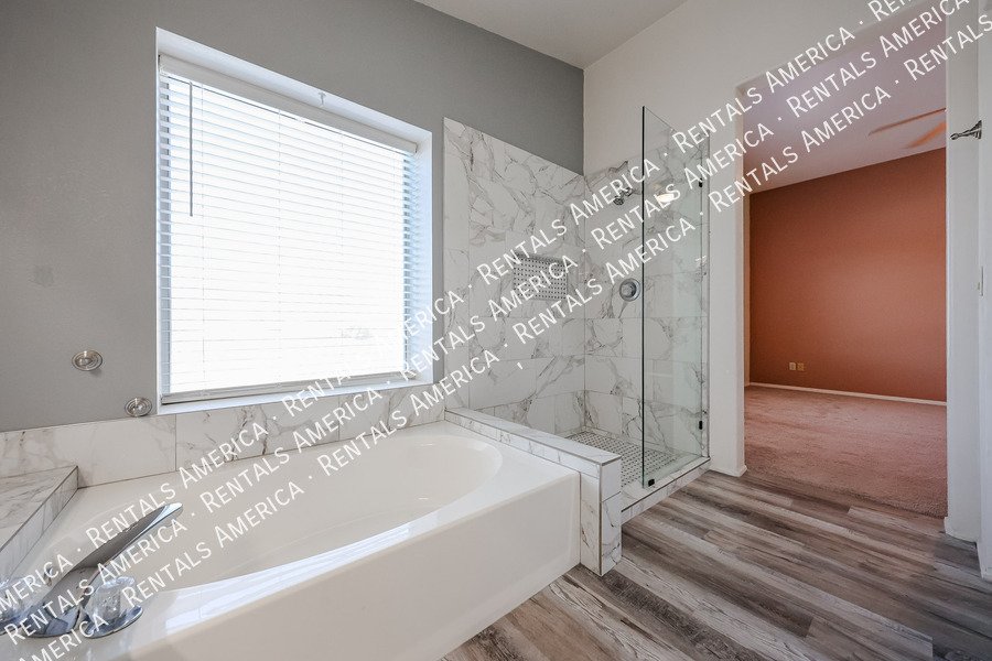 Just Reduced Amazing 4 Bedroom with Private Pool property image
