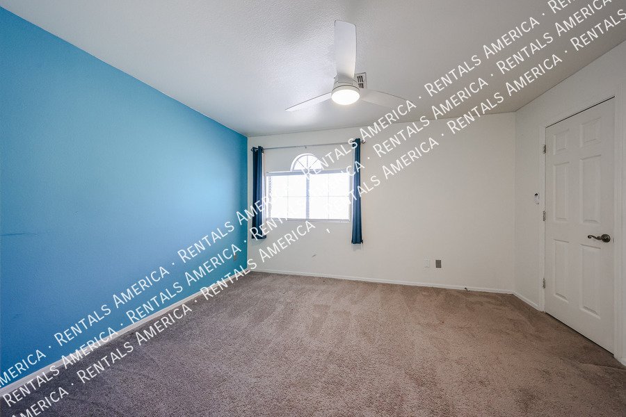 Just Reduced Amazing 4 Bedroom with Private Pool property image