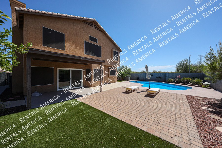 Just Reduced Amazing 4 Bedroom with Private Pool property image