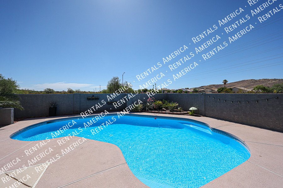 Just Reduced Amazing 4 Bedroom with Private Pool property image