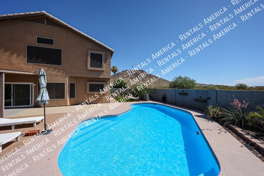 Just Reduced Amazing 4 Bedroom with Private Pool property image