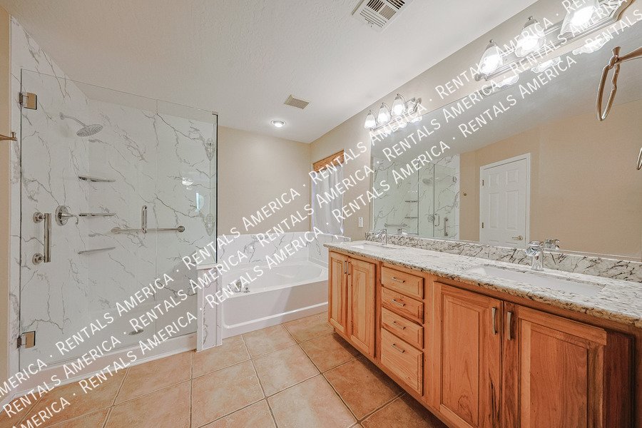 Beautiful 4-Bedroom Home for Rent property image