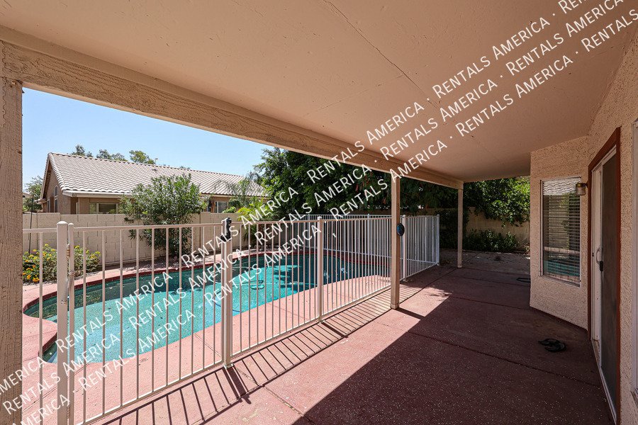 Spacious 5-Bedroom Home with Pool in Chandler property image