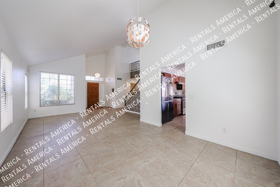 Spacious 5-Bedroom Home with Pool in Chandler property image