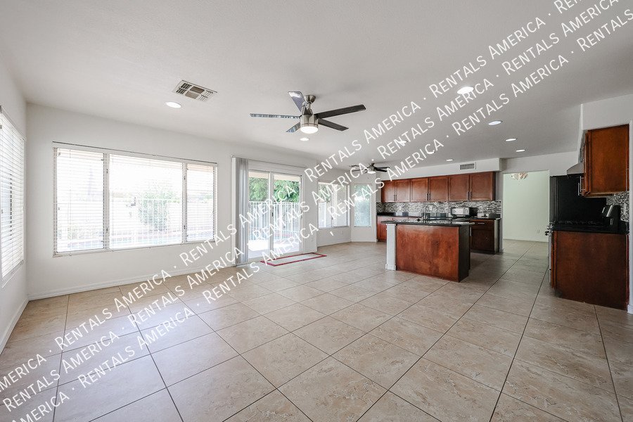 Spacious 5-Bedroom Home with Pool in Chandler property image