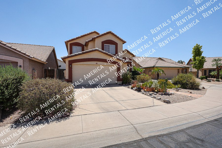 Spacious 5-Bedroom Home with Pool in Chandler property image