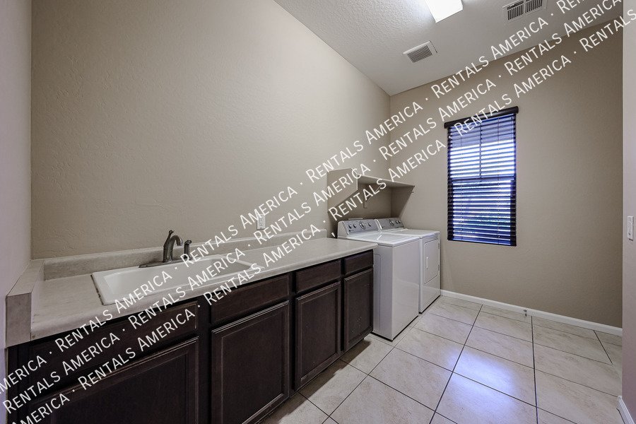 4-Bedroom 3 Bath in Hastings Farms property image