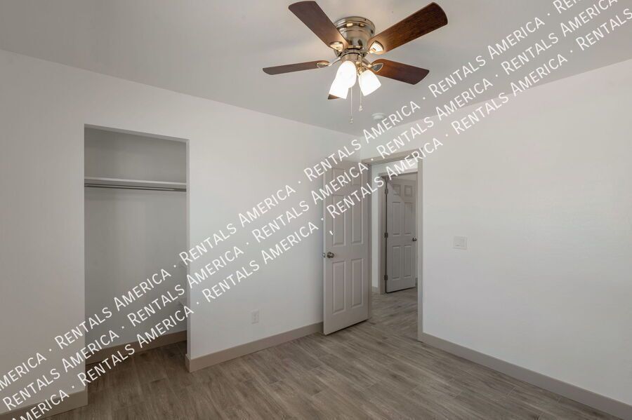 Charming 3 bedroom 2 bathroom duplex property image