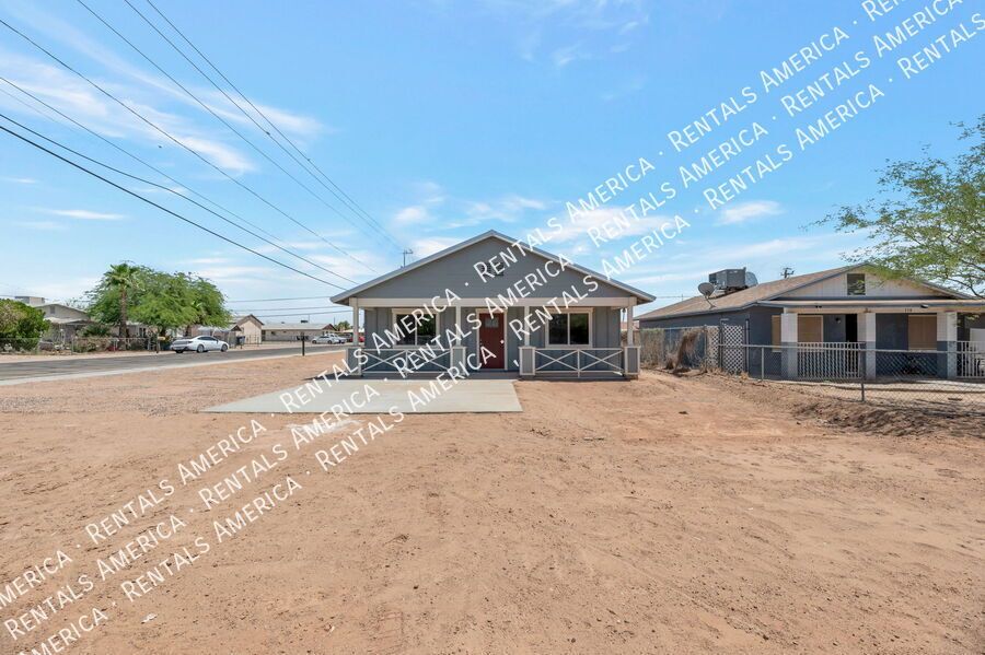 Charming 3 bedroom 2 bathroom duplex property image
