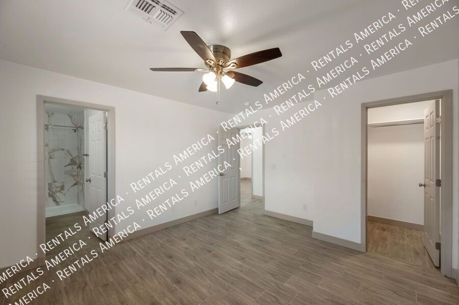 Charming 3 bedroom 2 bathroom duplex property image