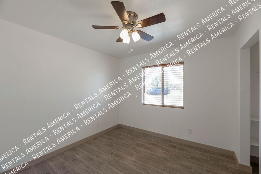 Charming 3 bedroom 2 bathroom duplex property image