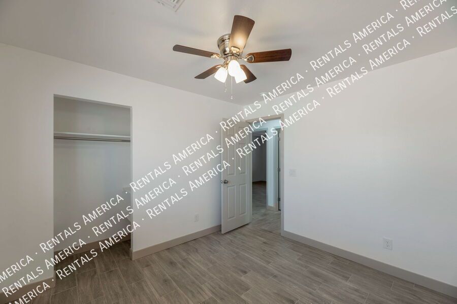Charming 3 bedroom 2 bathroom duplex property image
