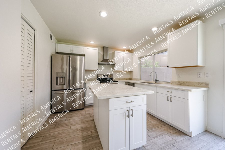 3829 E Ironwood Dr property image