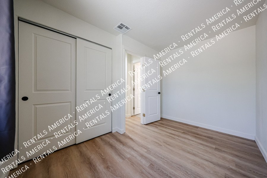 3829 E Ironwood Dr property image