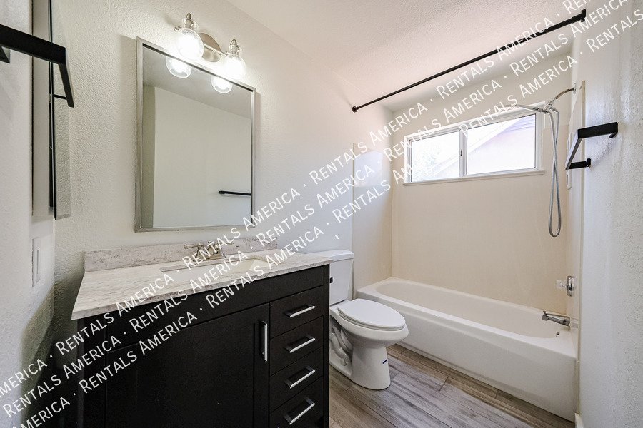 3829 E Ironwood Dr property image