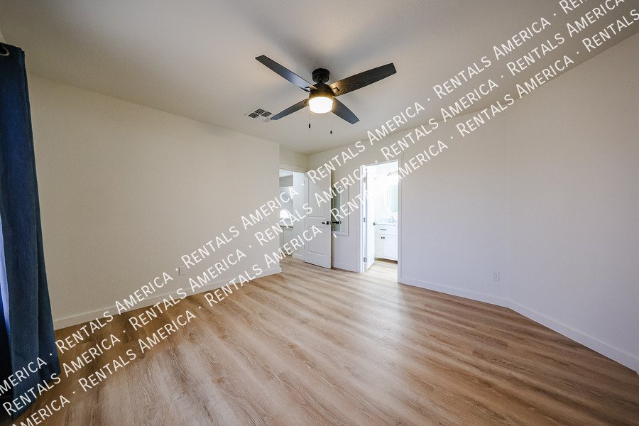3829 E Ironwood Dr property image