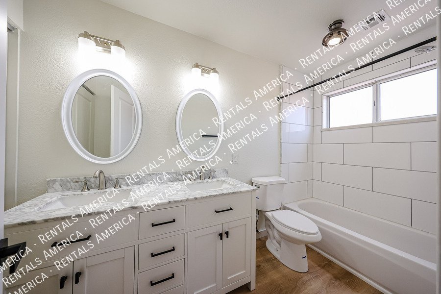 3829 E Ironwood Dr property image