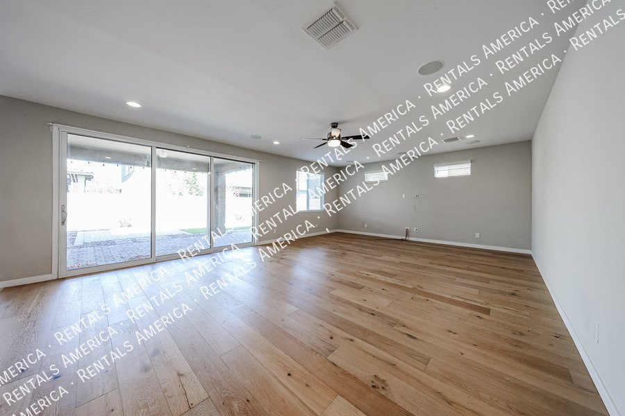 Luxury Gated Community! property image