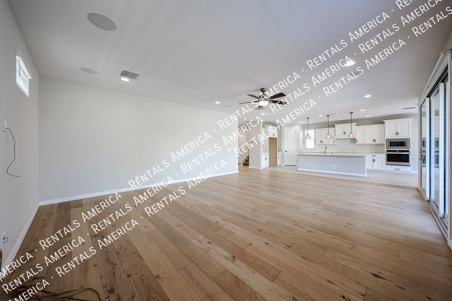 Luxury Gated Community! property image