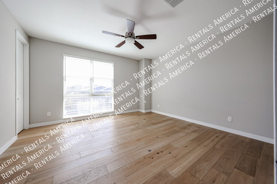 Luxury Gated Community! property image