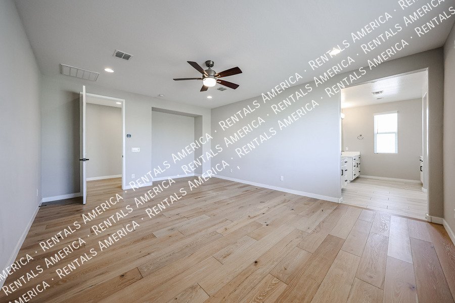 Luxury Gated Community! property image