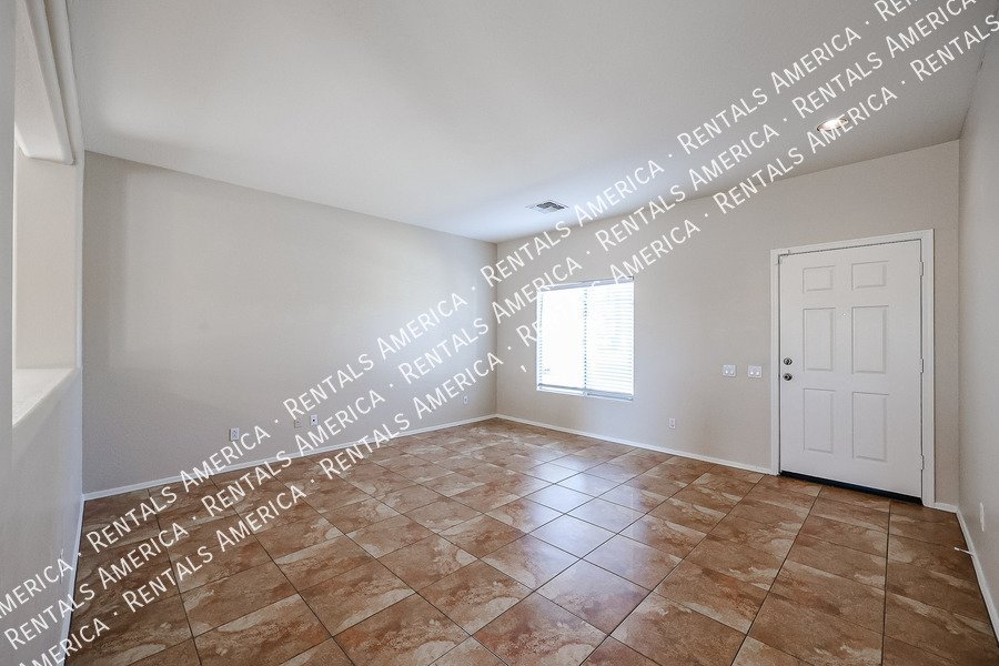 COMING SOON!  3 bedroom home in Avondale property image
