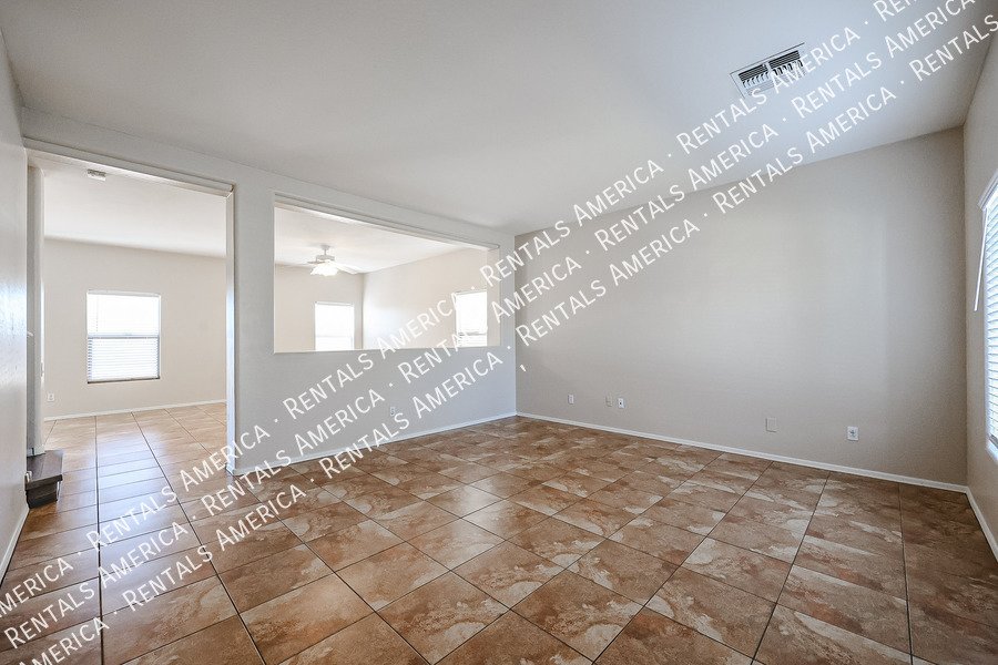 COMING SOON!  3 bedroom home in Avondale property image