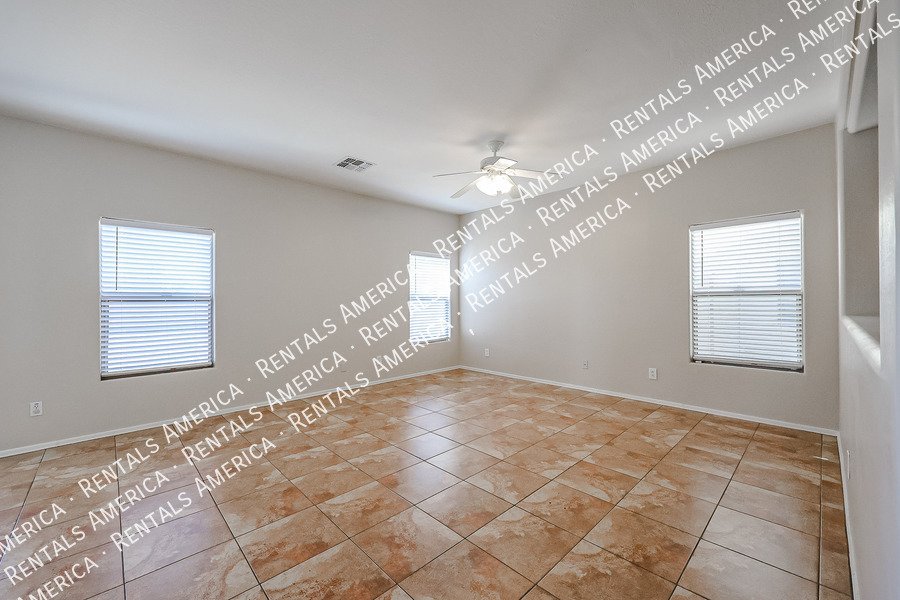 COMING SOON!  3 bedroom home in Avondale property image