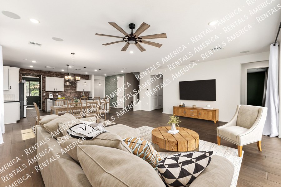 Stunning 5BR/4BA Home with Room for Everyone in Surprise property image