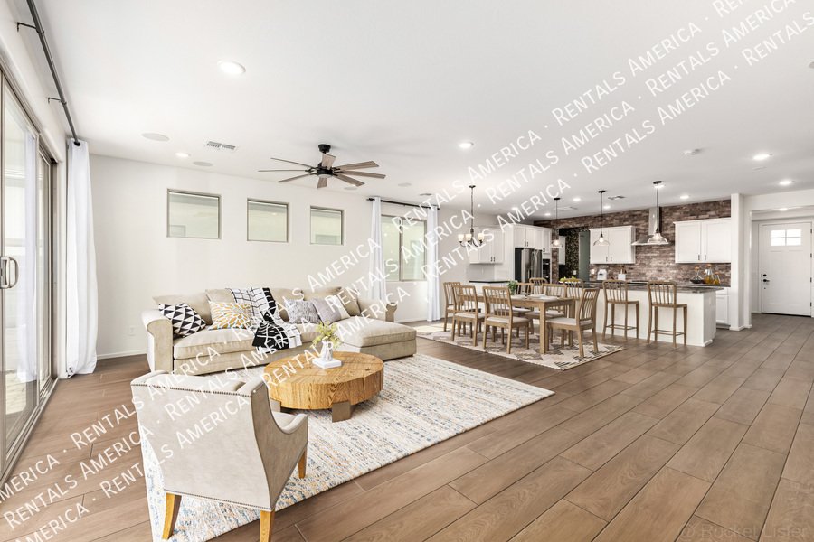 Stunning 5BR/4BA Home with Room for Everyone in Surprise property image