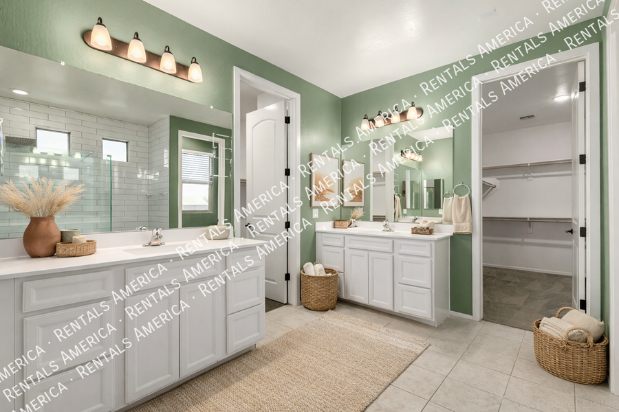 Stunning 5BR/4BA Home with Room for Everyone in Surprise property image
