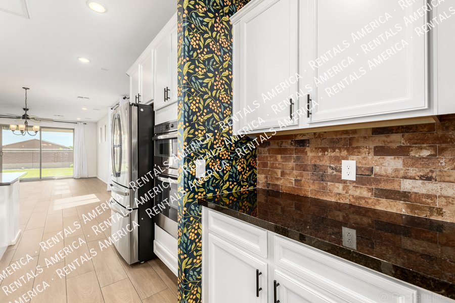 Stunning 5BR/4BA Home with Room for Everyone in Surprise property image
