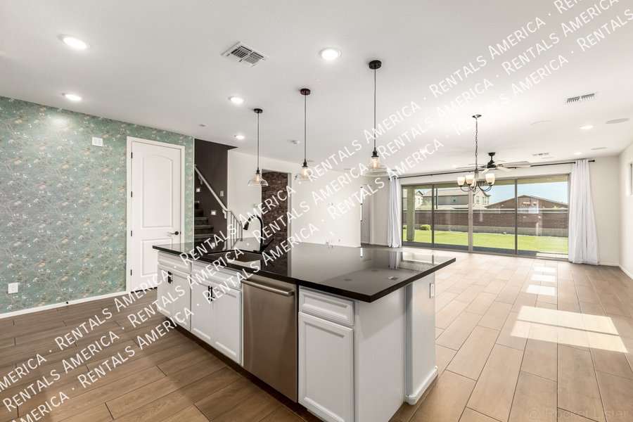 Stunning 5BR/4BA Home with Room for Everyone in Surprise property image