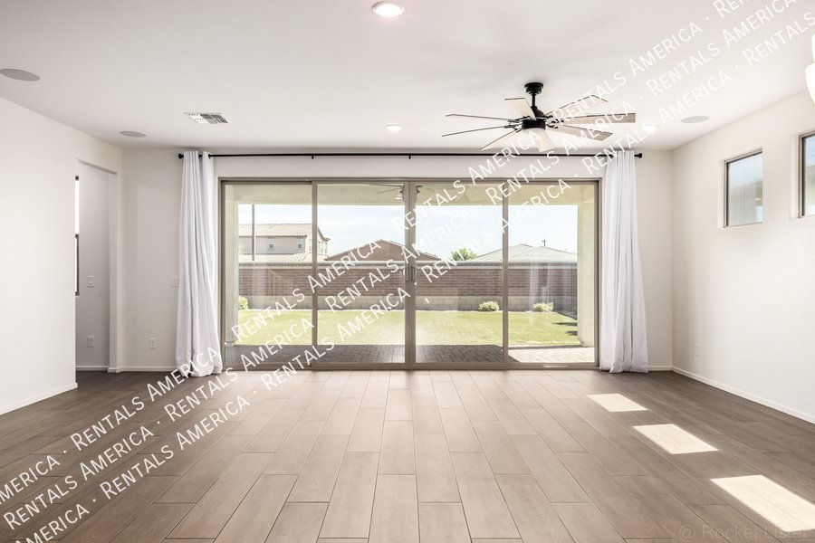 Stunning 5BR/4BA Home with Room for Everyone in Surprise property image