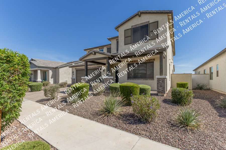 Stunning 5BR/4BA Home with Room for Everyone in Surprise property image