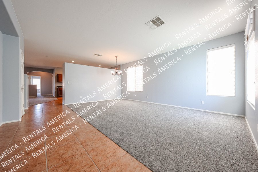 Charming 3-Bedroom Home for Rent in Maricopa! property image