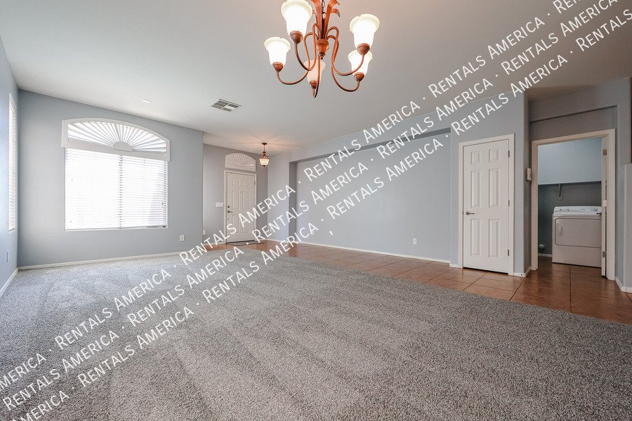 Charming 3-Bedroom Home for Rent in Maricopa! property image