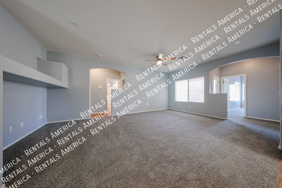 Charming 3-Bedroom Home for Rent in Maricopa! property image