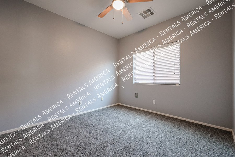 Charming 3-Bedroom Home for Rent in Maricopa! property image