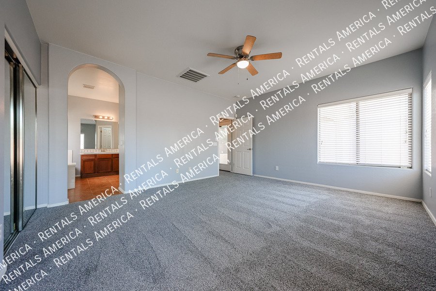 Charming 3-Bedroom Home for Rent in Maricopa! property image