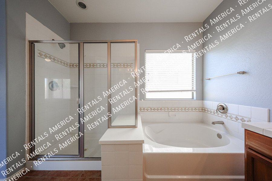 Charming 3-Bedroom Home for Rent in Maricopa! property image