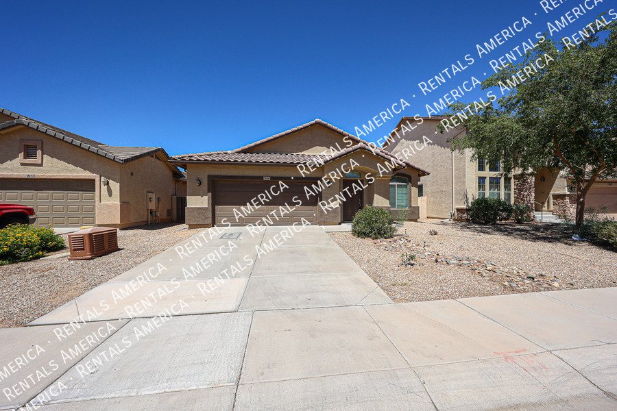 Charming 3-Bedroom Home for Rent in Maricopa! property image