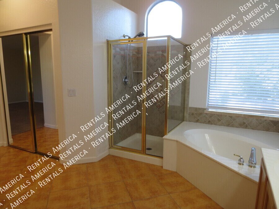 Coming Soon 3 Bed Plus Den Pool and Solar property image