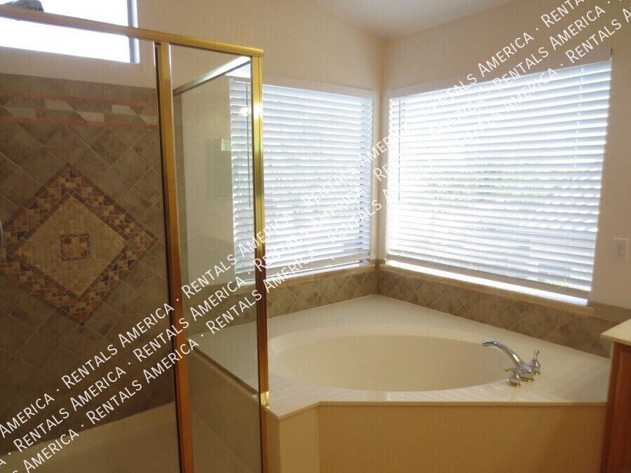 Coming Soon 3 Bed Plus Den Pool and Solar property image